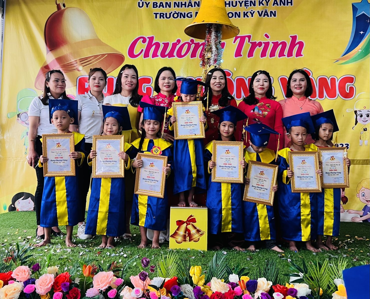Trường Mầm Non Kỳ Văn tổ chức chương trình " Rung chuông vàng" năm học 2022-2023 cho trẻ mẫu giáo 5 tuổi.